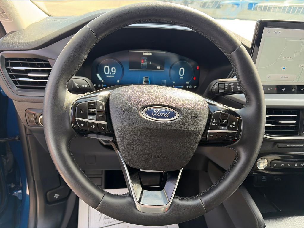 Used 2023 Ford Escape Platinum AWD/4WD image 22