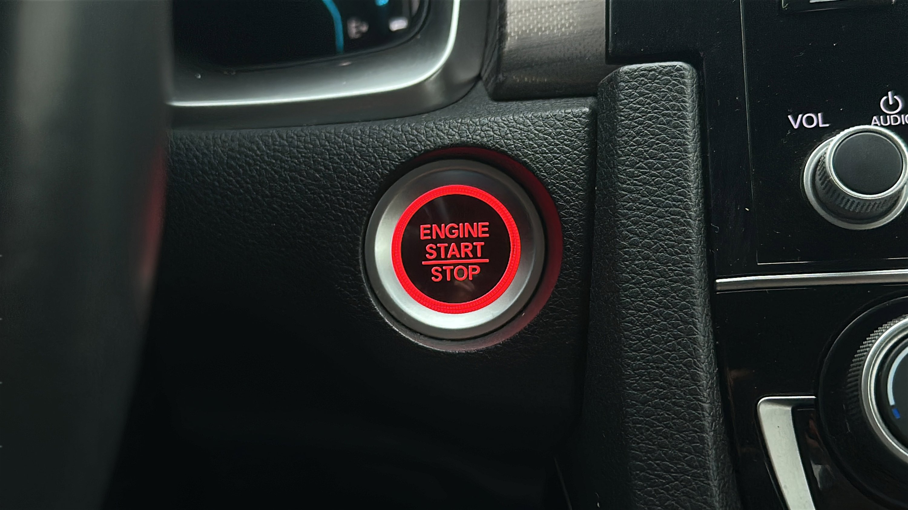 Used 2019 Honda Civic EX image 18