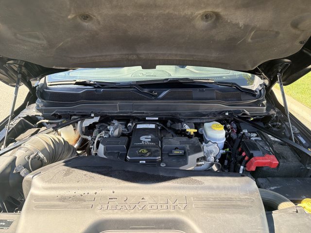 Used 2024 RAM 3500 Laramie AWD/4WD image 14