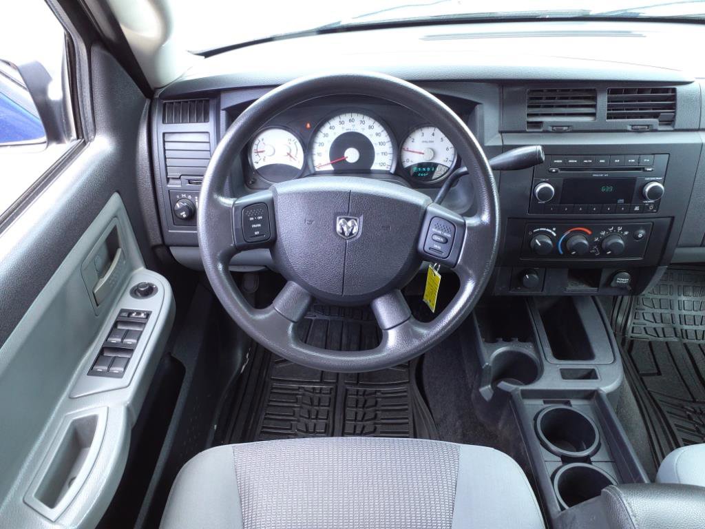 Used 2011 Dodge Dakota Big Horn image 6