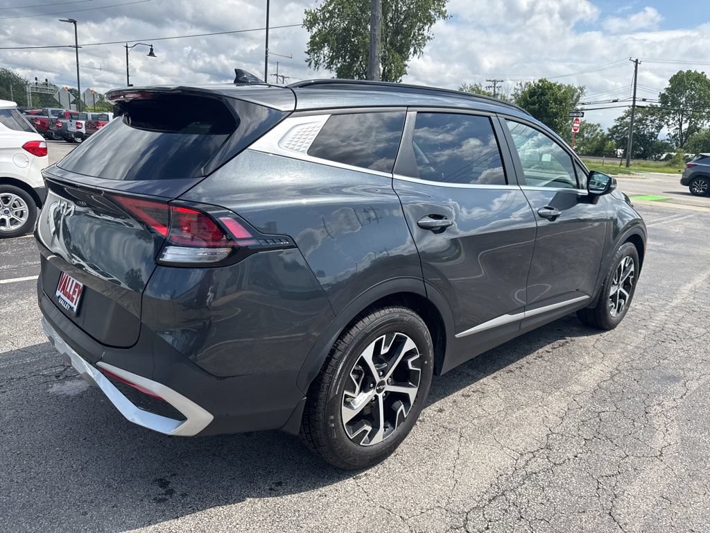 Used 2025 Kia Sportage EX w/ Premium Package FWD image 3