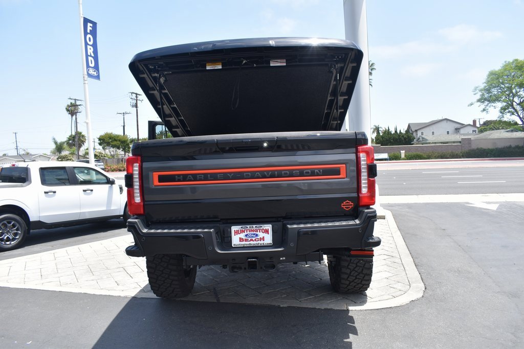 Used 2025 Ford F250 Harley-Davidson w/ Lariat Ultimate Package image 10