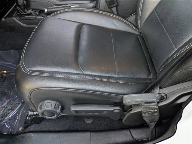 Used 2023 Jeep Wrangler Sahara w/ Cold Weather Group image 11