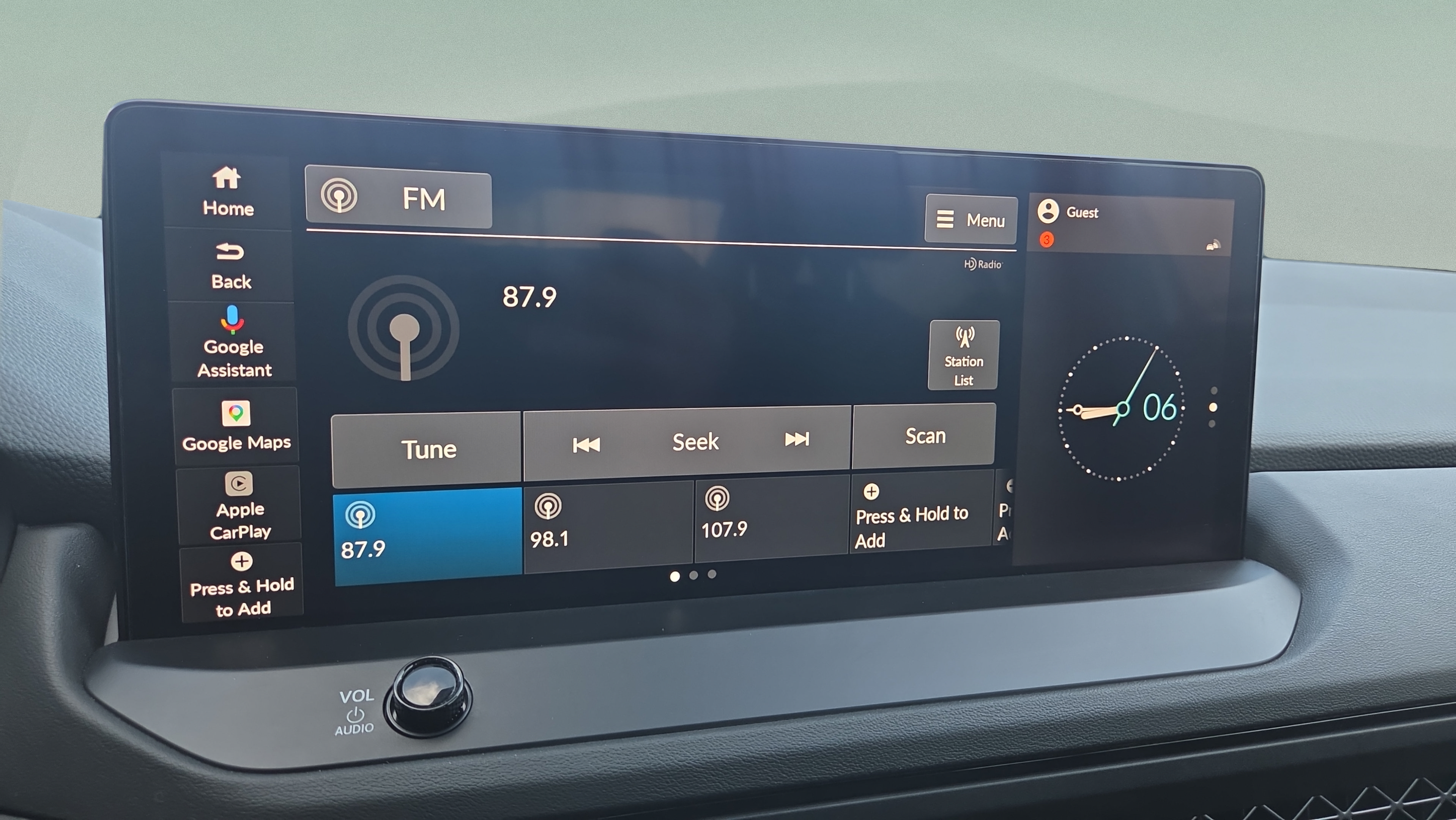 Certified 2025 Honda Accord Touring image 29