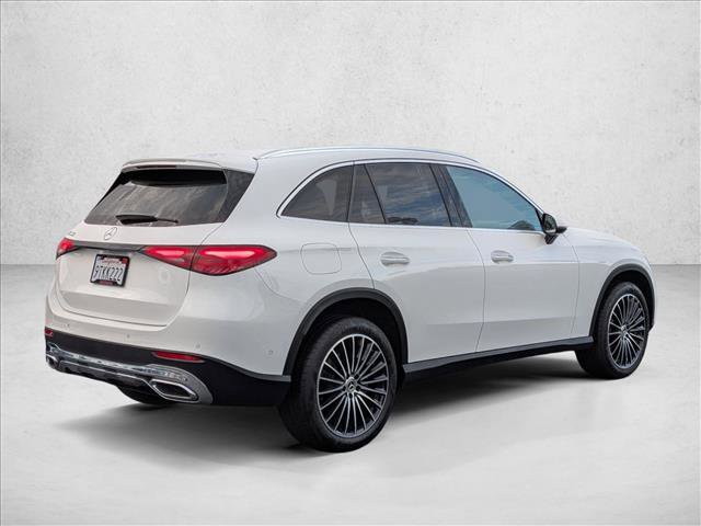 Used 2025 Mercedes-Benz GLC 300 image 5