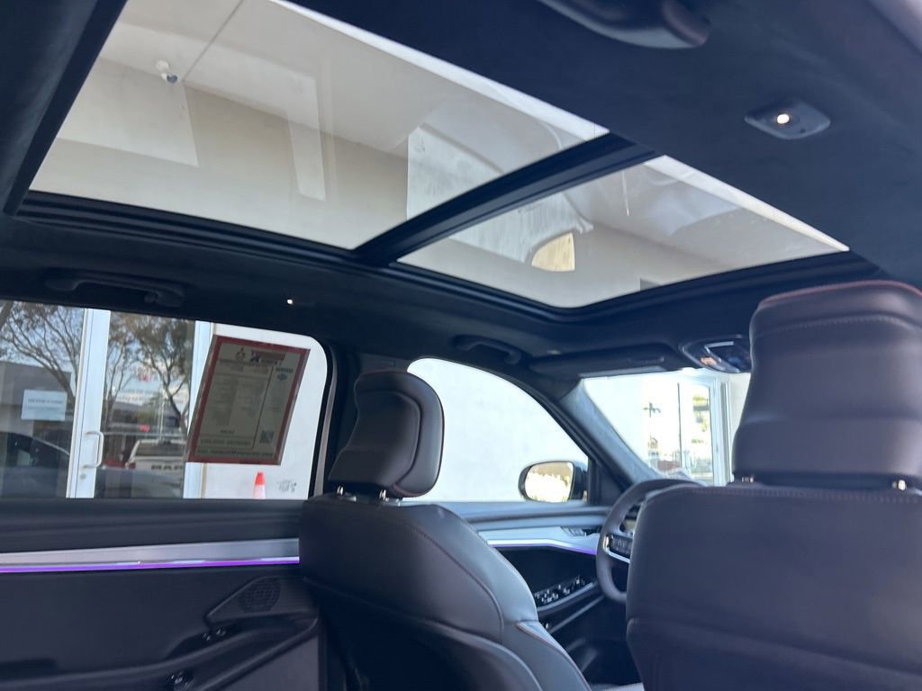 Used 2024 Jeep Wagoneer Launch Edition image 36