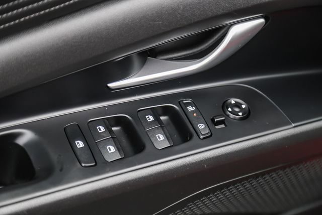 Certified 2024 Hyundai Elantra SEL w/ Convenience Package image 20