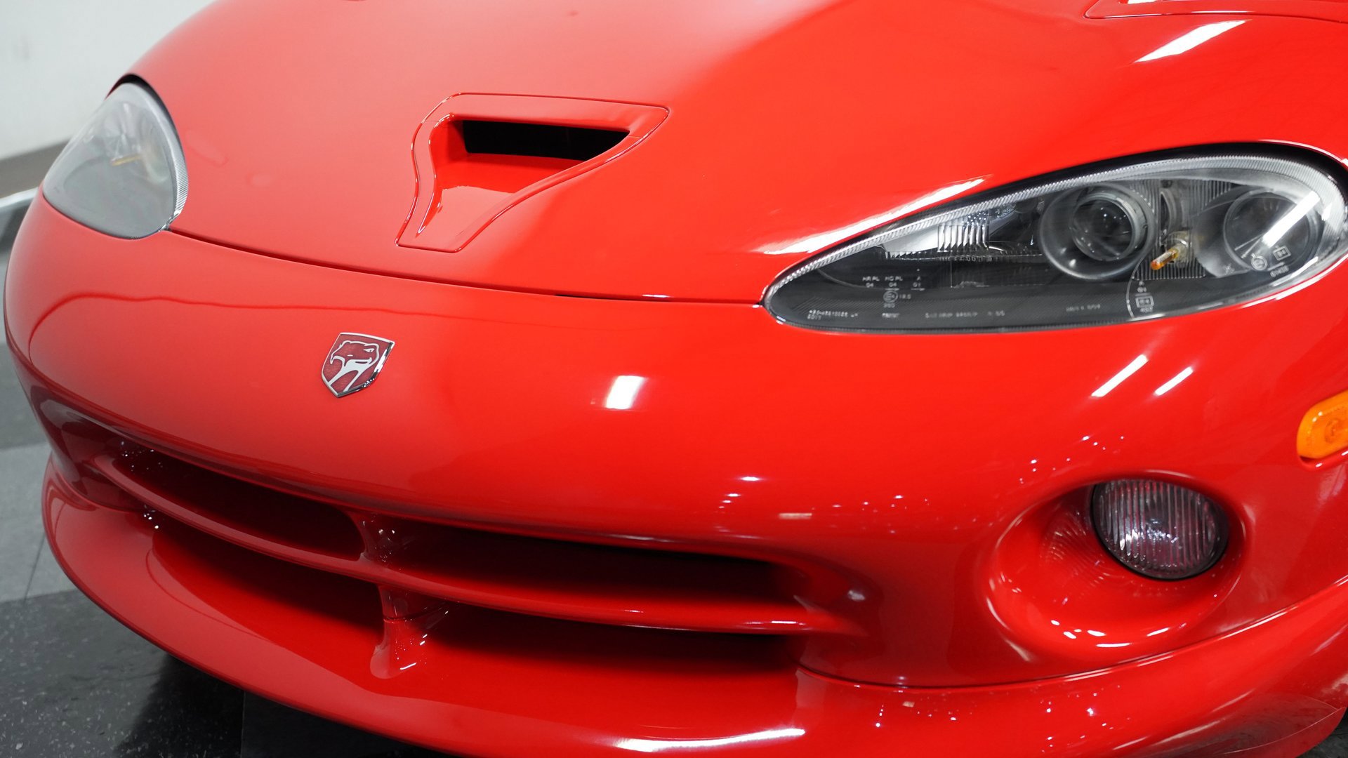 Used 2001 Dodge Viper GTS image 17