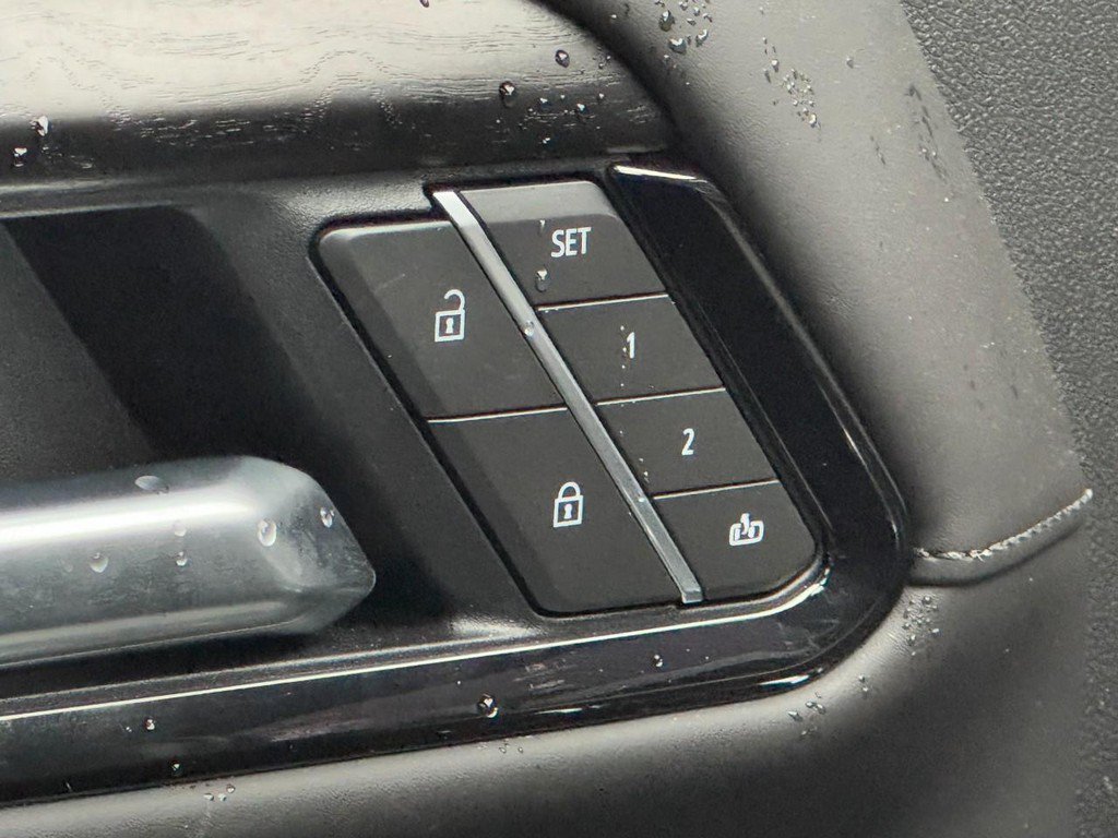 Used 2026 GMC Sierra 2500 AT4X AWD/4WD image 19