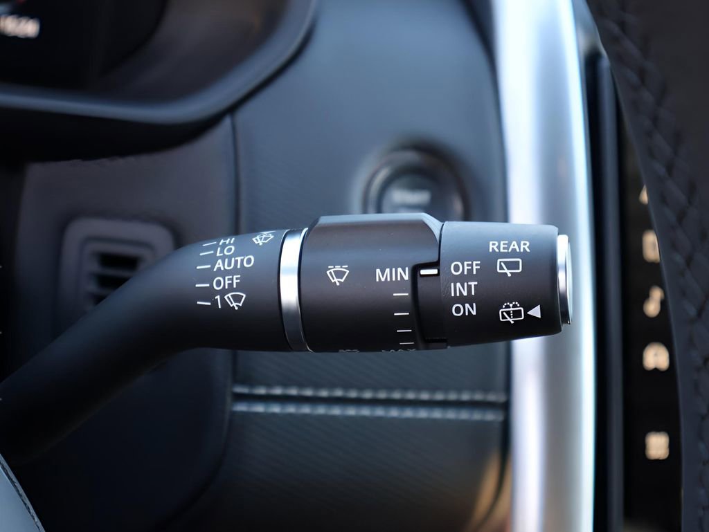 New 2026 Land Rover Discovery Limited Edition image 34