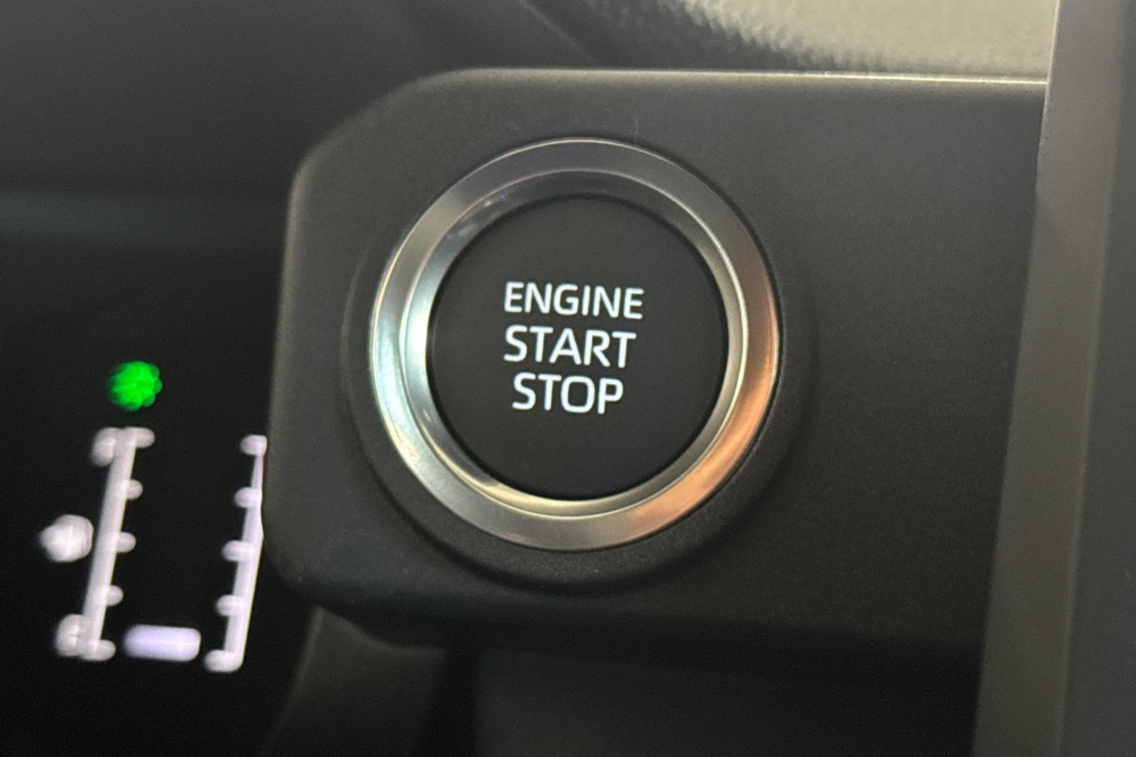 New 2026 Toyota 4Runner SR5 AWD/4WD image 26