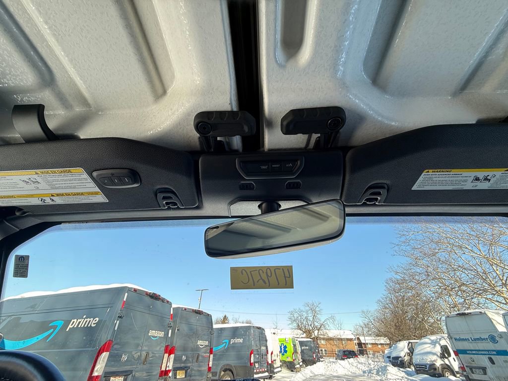 Used 2022 Jeep Wrangler Unlimited Sahara w/ Cold Weather Group image 31