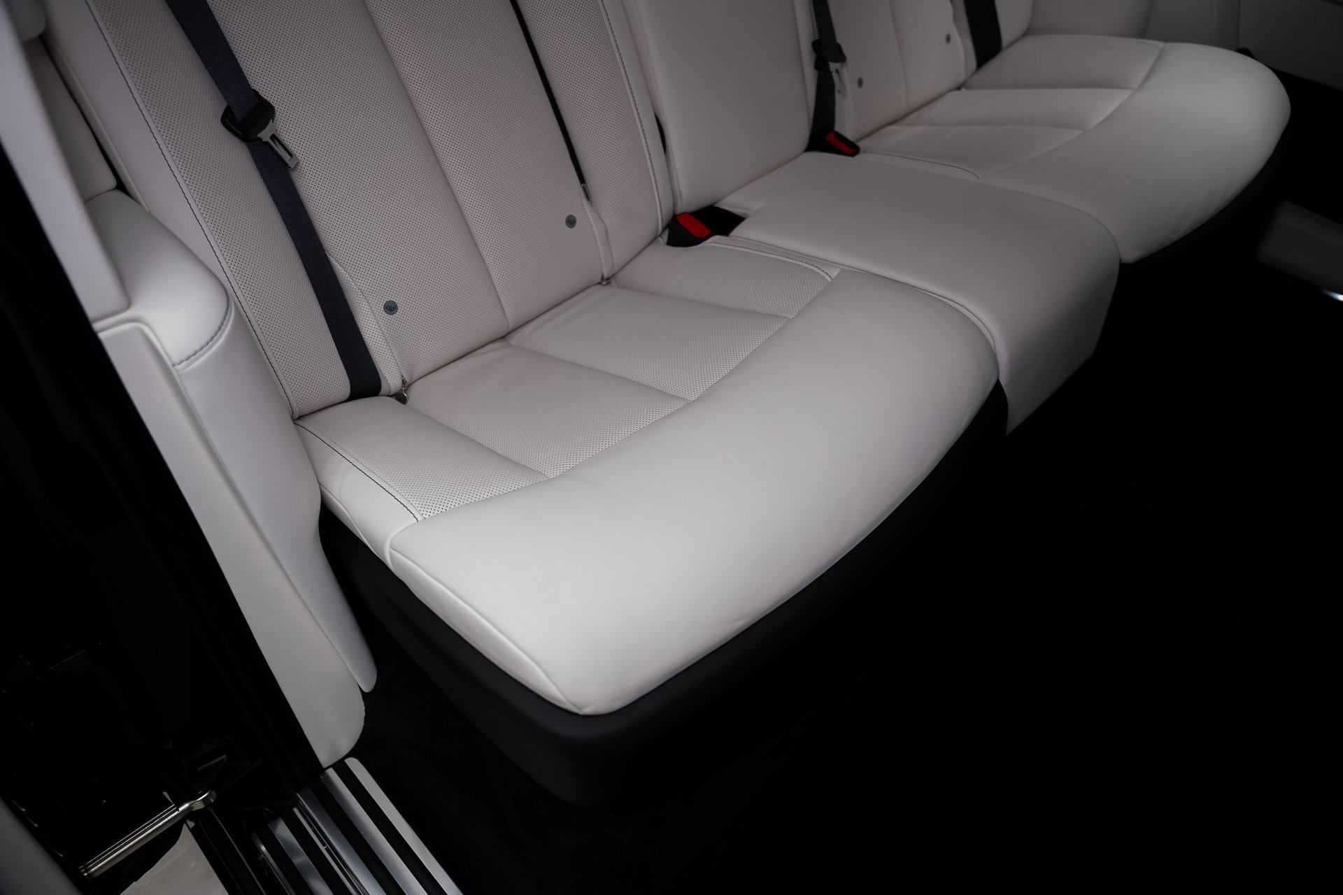 Used 2024 Rolls-Royce Phantom Extended Wheelbase RWD image 70