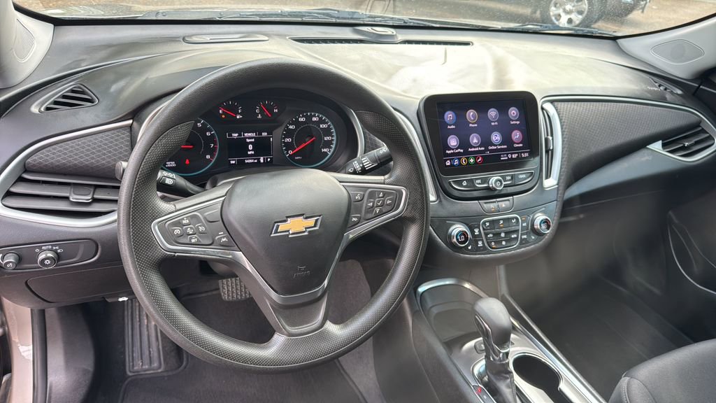 Used 2022 Chevrolet Malibu LT image 10