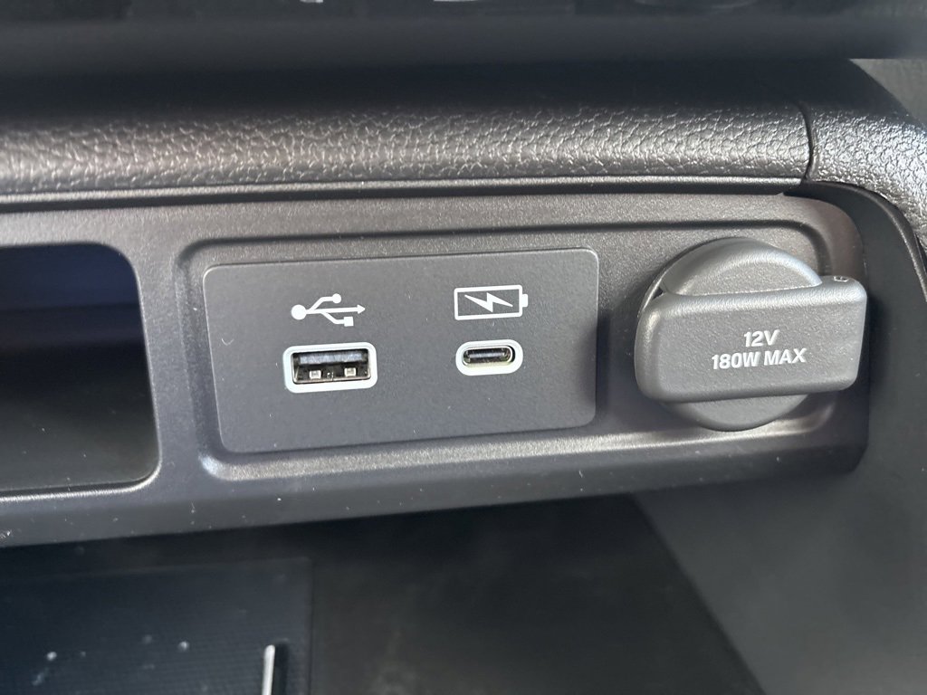 New 2025 Honda Pilot Touring image 36