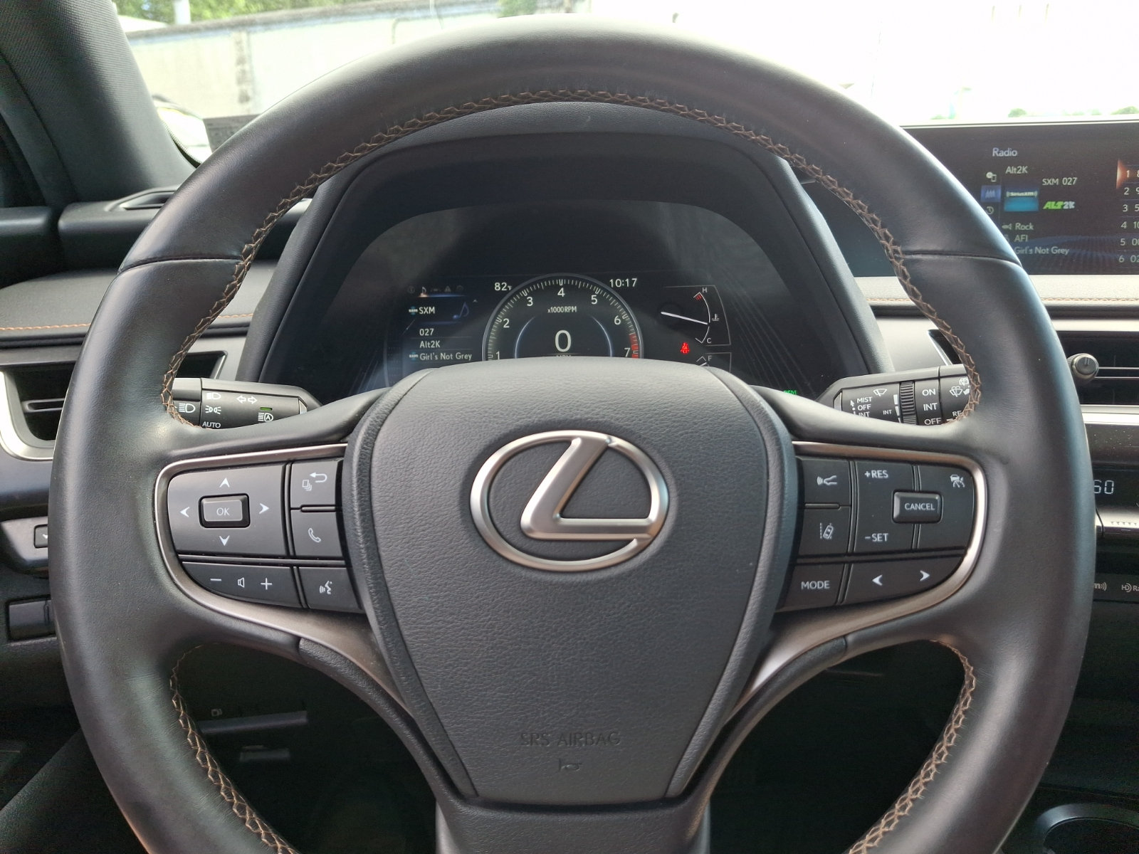 Used 2022 Lexus UX 200 w/ Accessory Package (Z1) FWD image 19