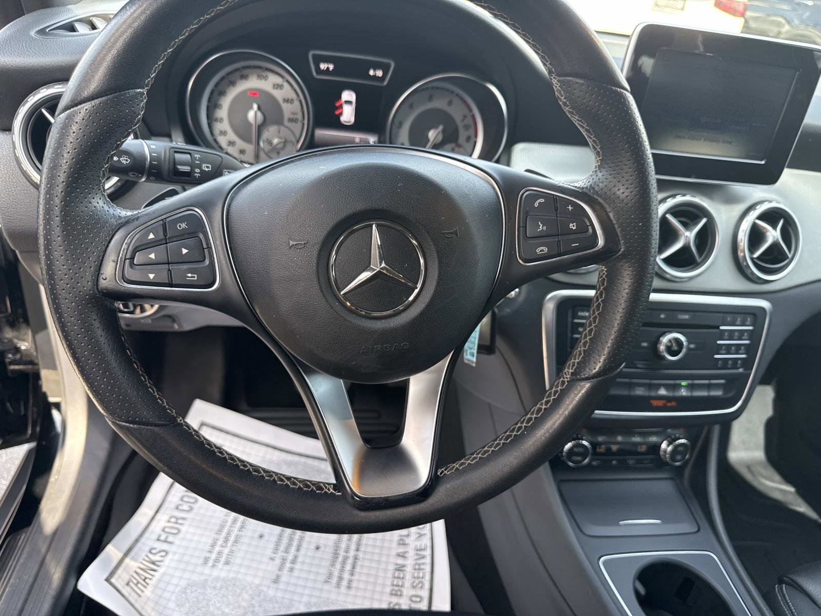 Used 2017 Mercedes-Benz GLA 250 image 23