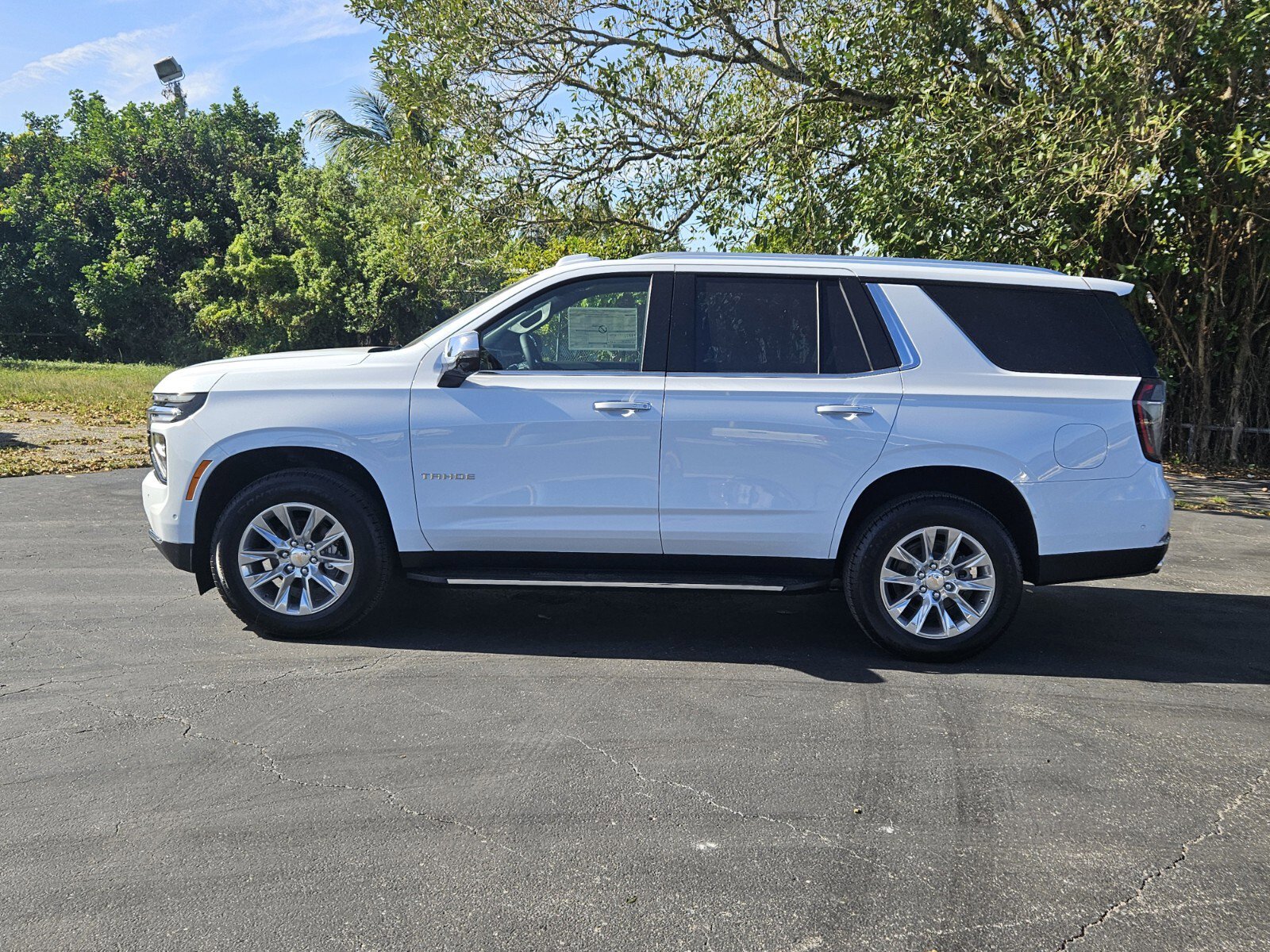 New 2026 Chevrolet Tahoe Premier image 2