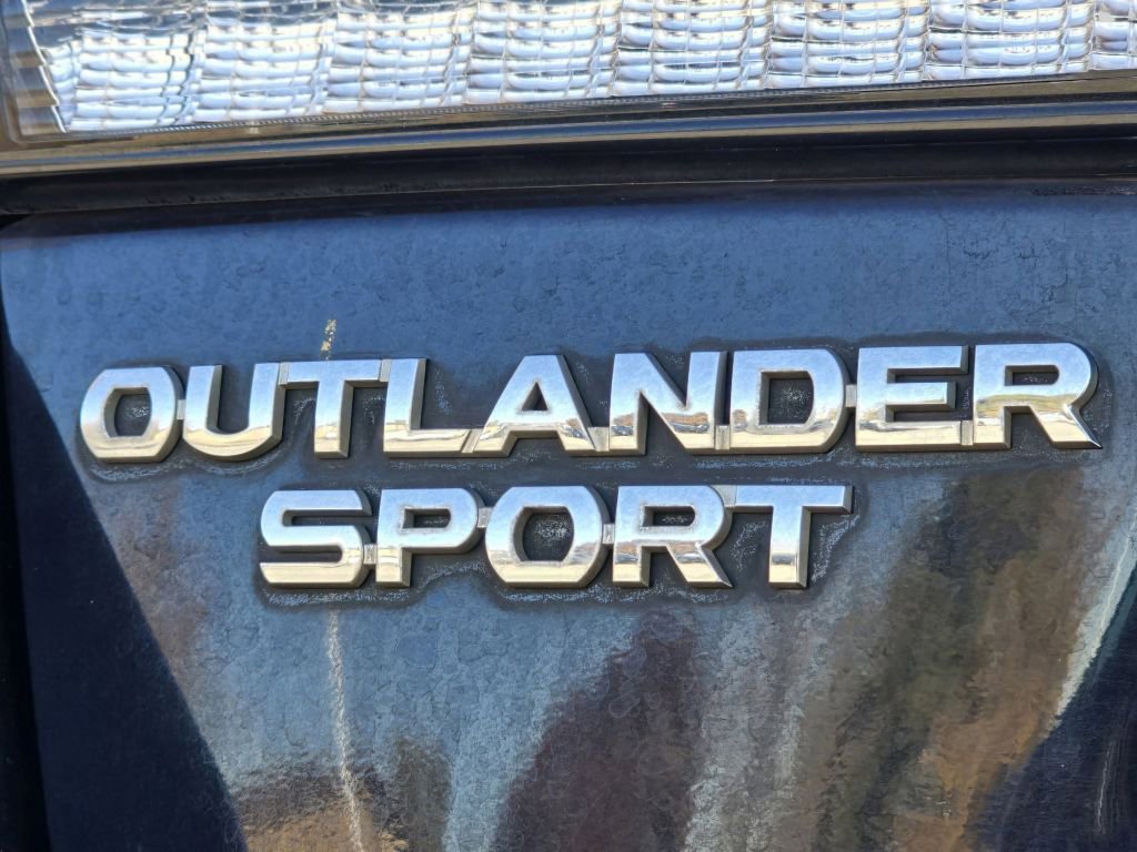 Used 2021 Mitsubishi Outlander Sport SE image 26