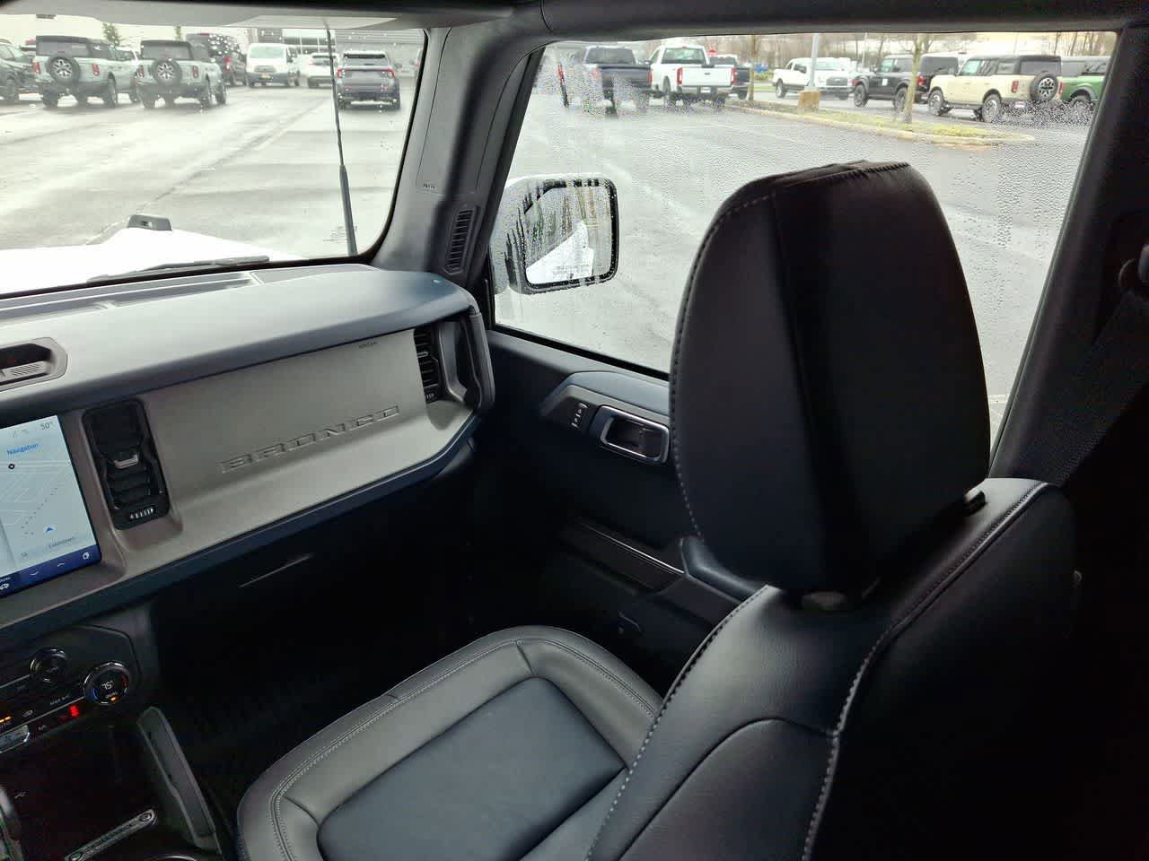 Certified 2024 Ford Bronco Outer Banks image 11