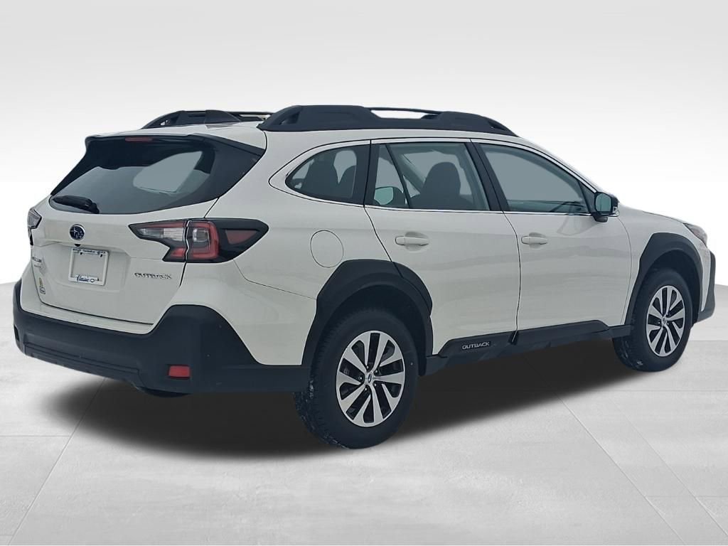 Used 2023 Subaru Outback 2.5i image 7