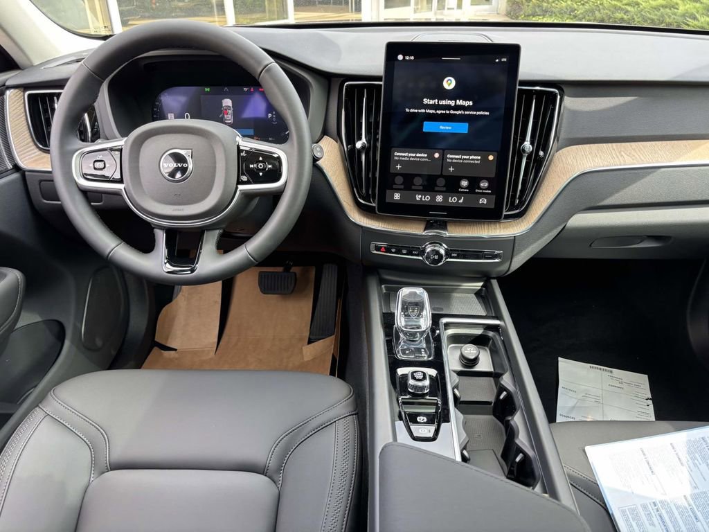 New 2026 Volvo XC60 B5 Plus w/ Protection Package Premier image 27