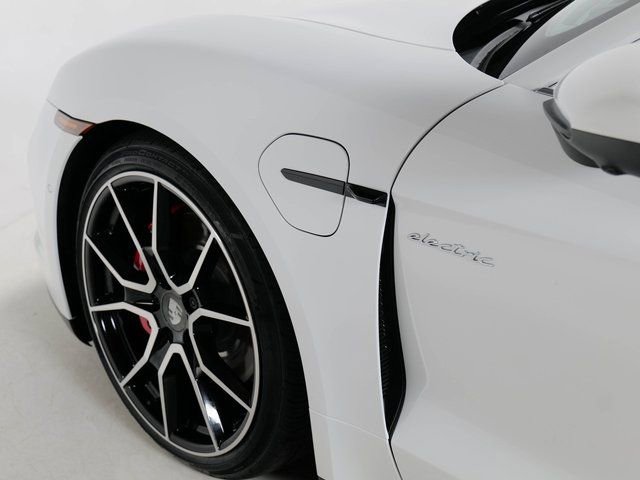New 2025 Porsche Taycan 4S image 29