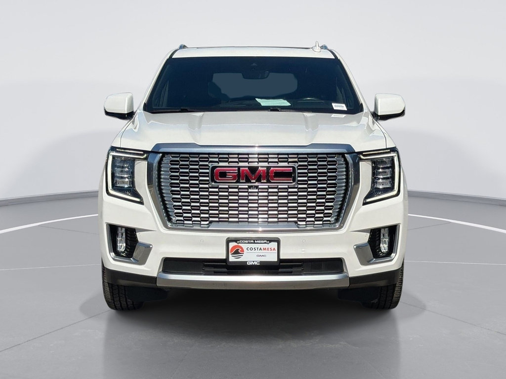 Used 2024 GMC Yukon Denali w/ Advanced Technology Package AWD/4WD image 2