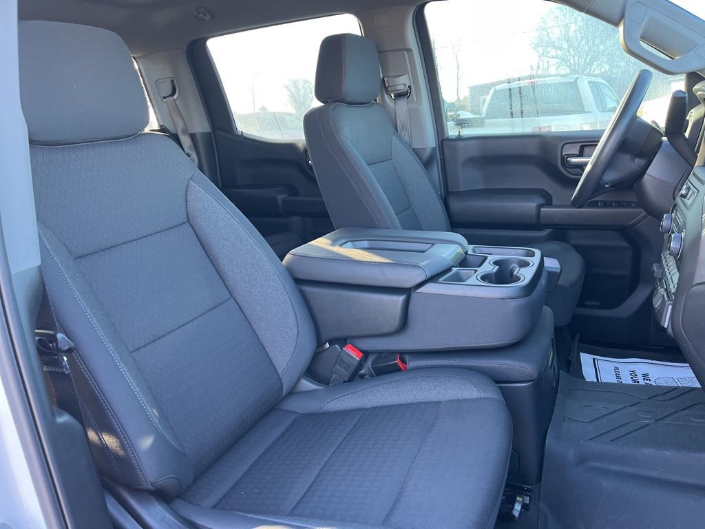 Used 2025 Chevrolet Silverado 1500 Custom Trail Boss w/ Dark Appearance Package image 15