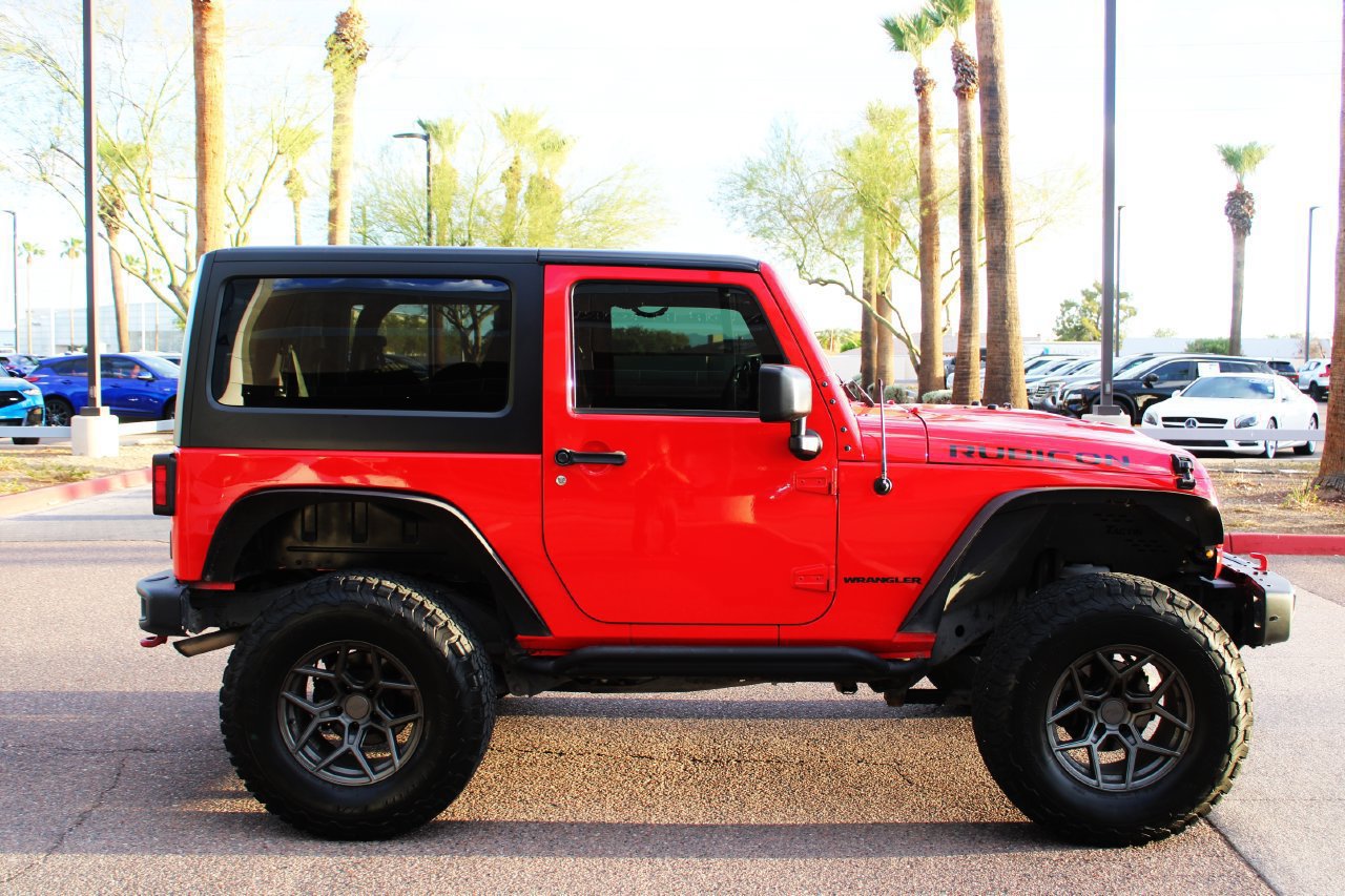Used 2017 Jeep Wrangler Rubicon AWD/4WD image 6