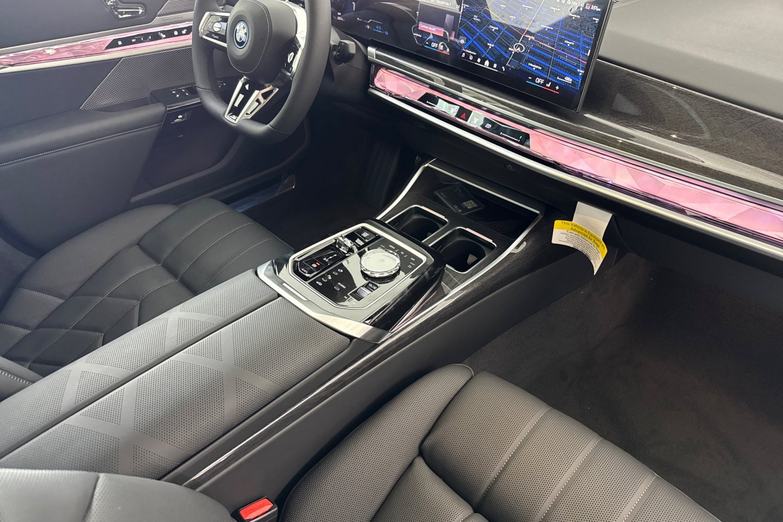 New 2026 BMW 750e xDrive w/ Premium Package AWD/4WD image 28
