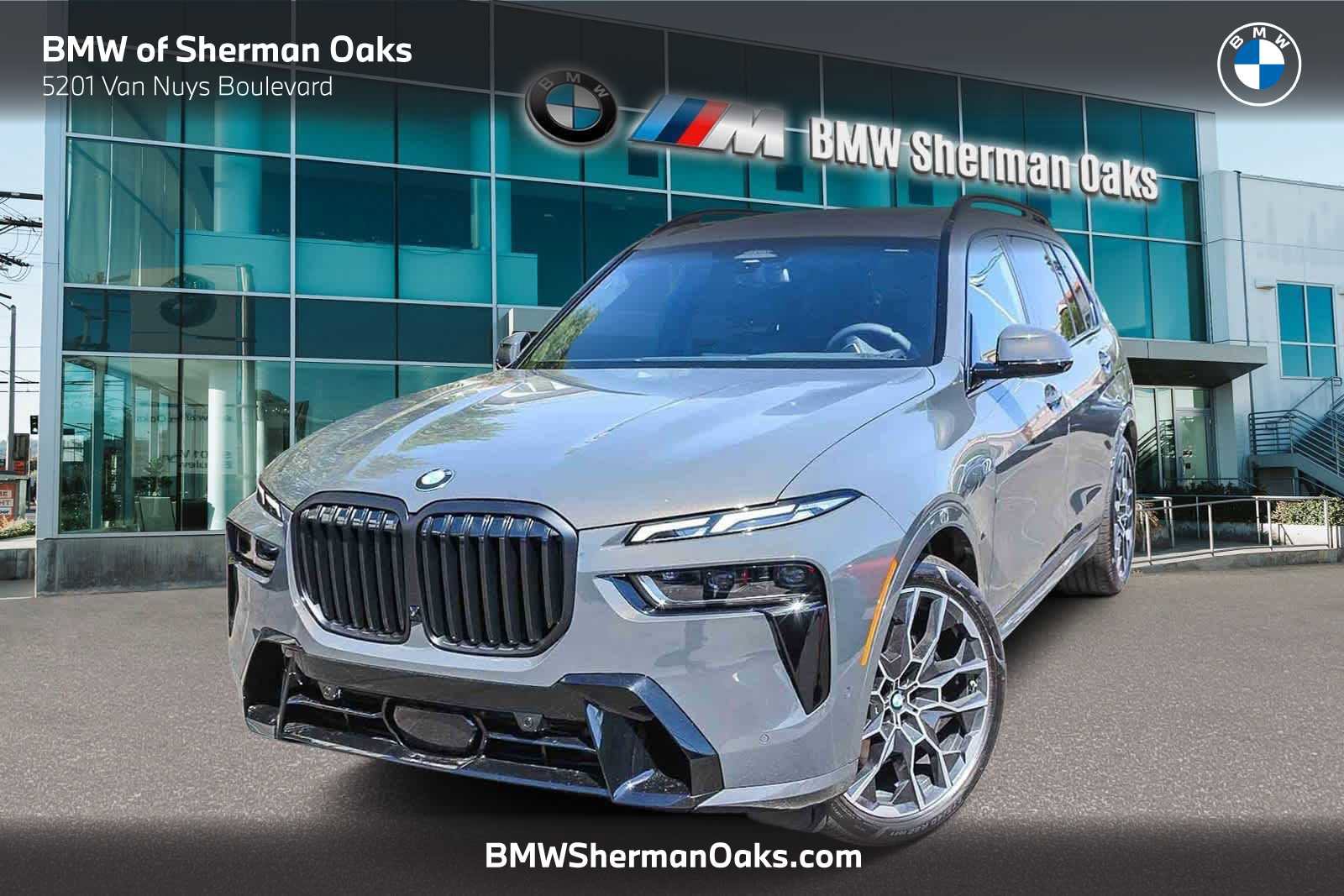 New 2026 BMW X7 xDrive40i w/ M Sport Package