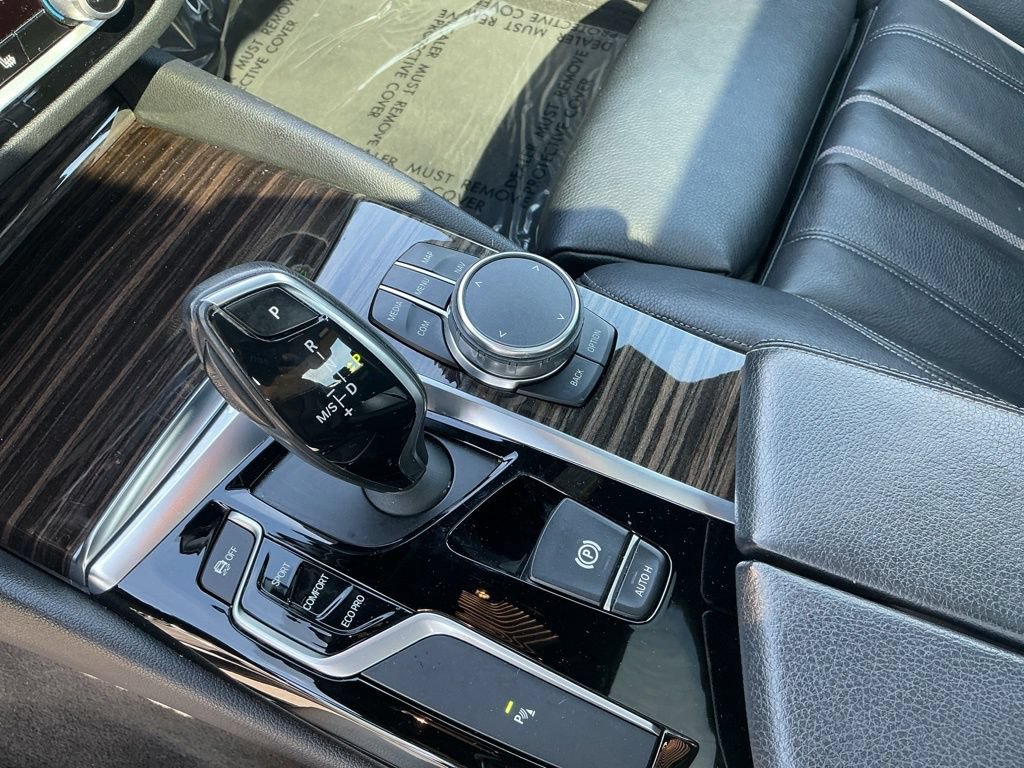Used 2018 BMW 530i RWD image 14