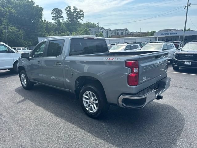 Used 2024 Chevrolet Silverado 1500 LT AWD/4WD image 18