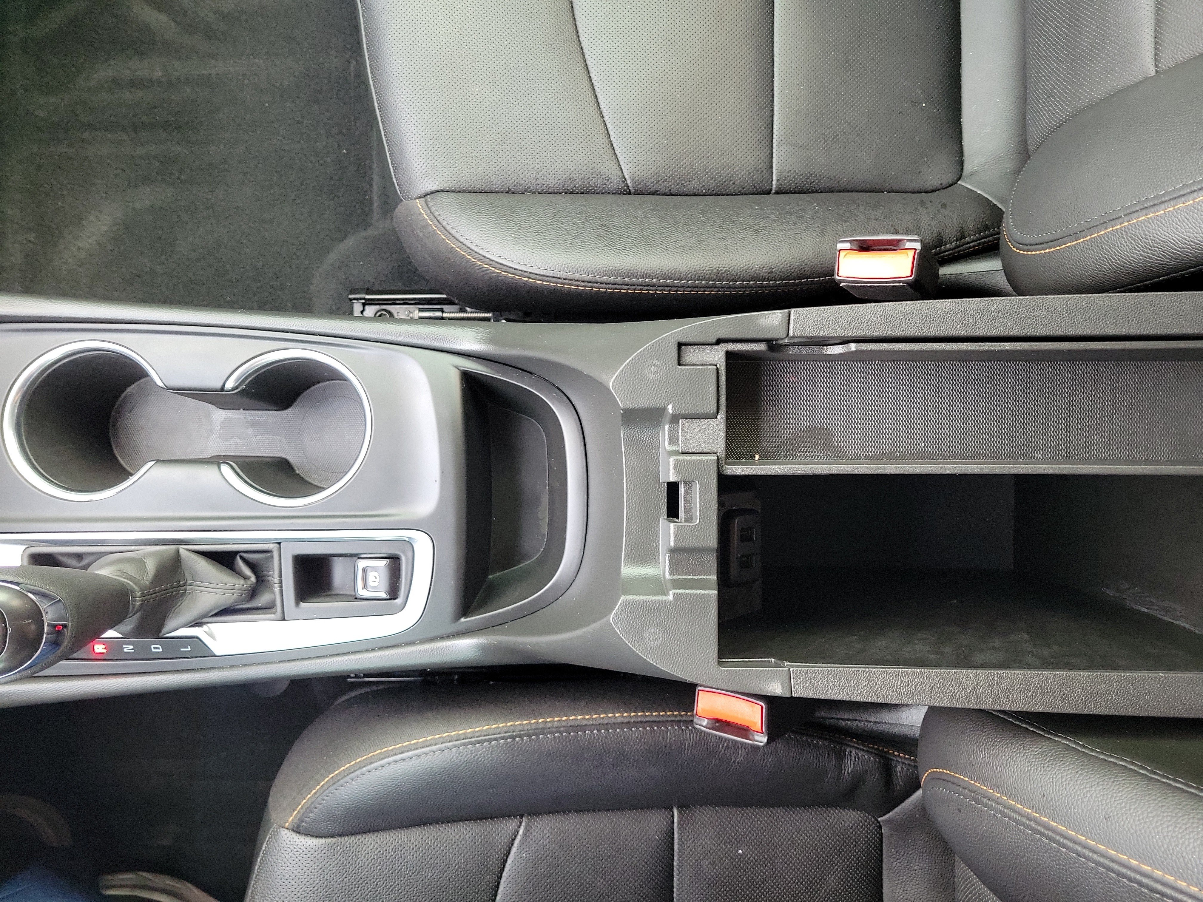 Used 2020 Chevrolet Equinox Premier FWD image 29