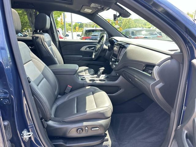 Used 2023 Chevrolet Traverse LT w/ LT Premium Package AWD/4WD image 10