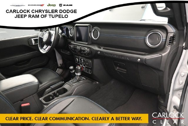 Used 2023 Jeep Wrangler Unlimited Rubicon 4xe w/ Cold Weather Group AWD/4WD image 33