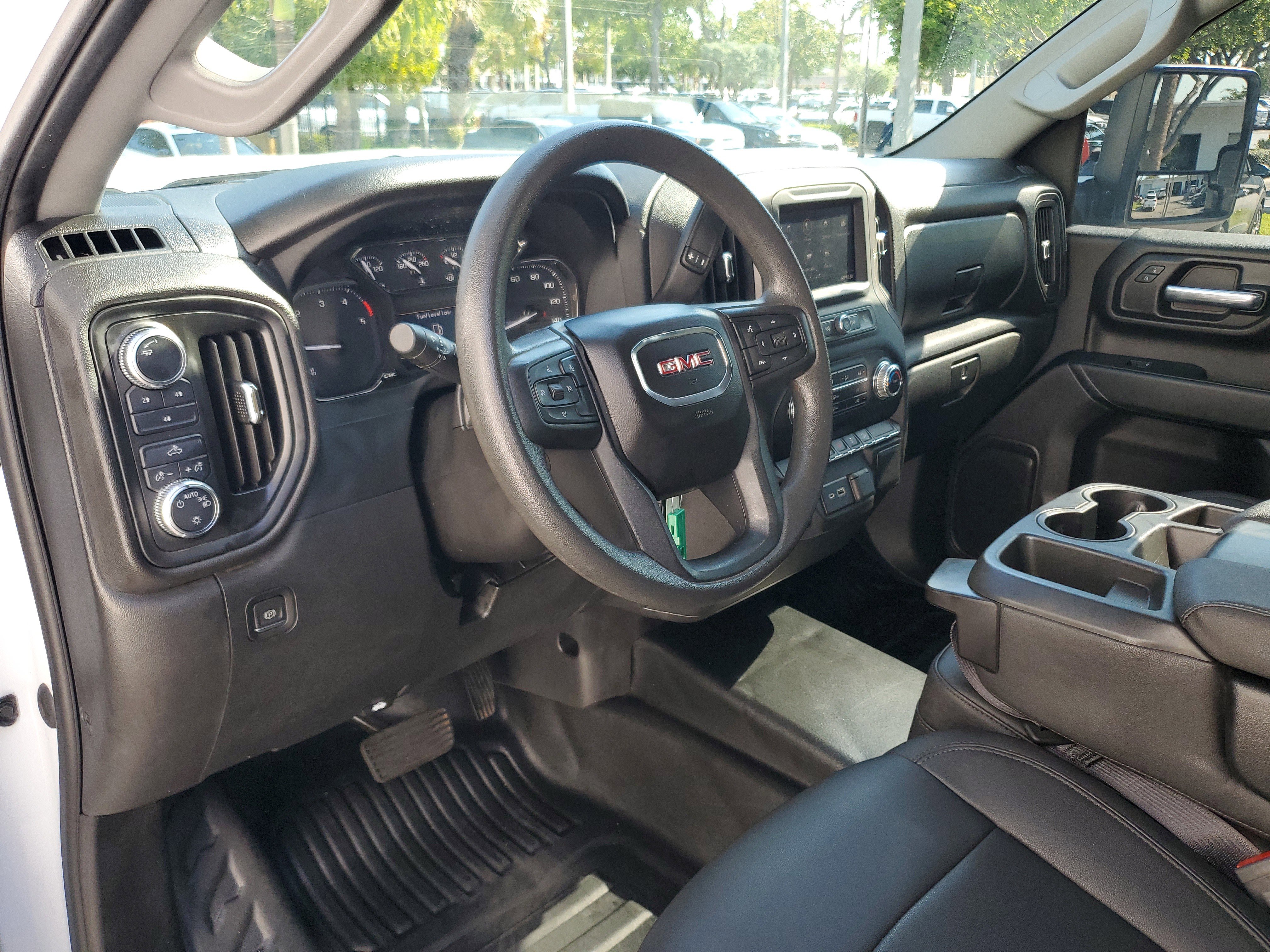 Certified 2023 GMC Sierra 3500 Pro w/ Gooseneck/5TH Wheel Package image 22