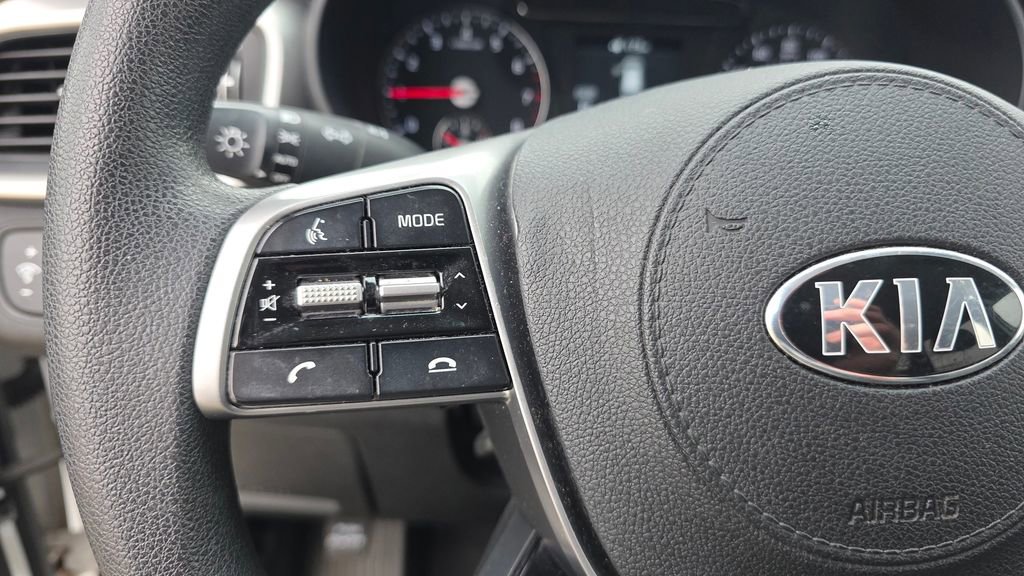 Used 2019 Kia Sorento LX image 15