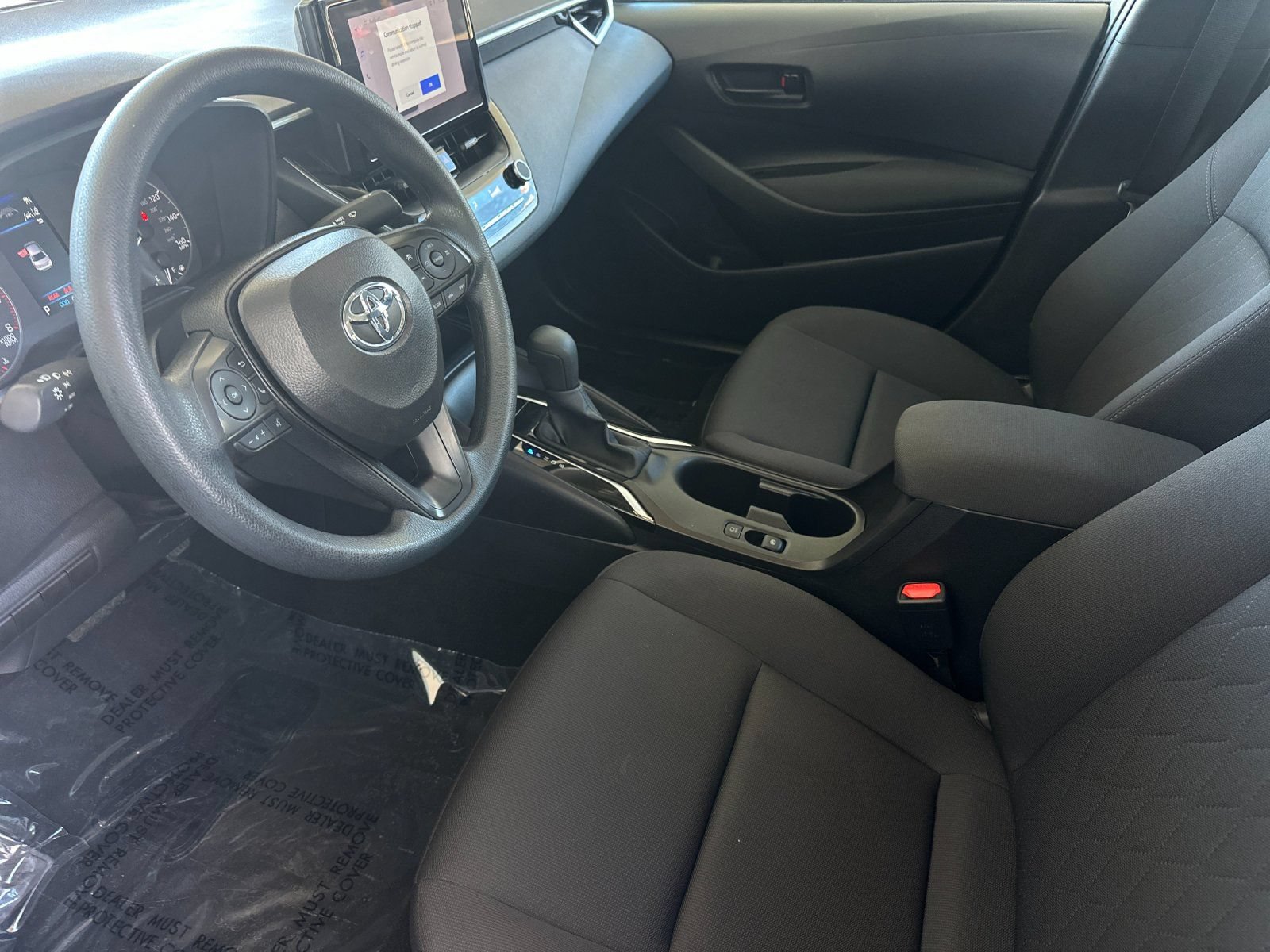 Used 2025 Toyota Corolla LE FWD image 9