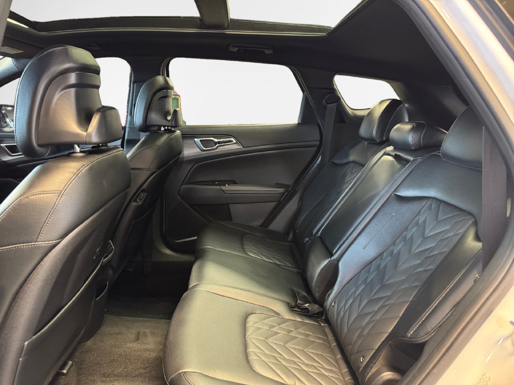 Certified 2024 Kia Sportage X-Line w/ X-Line Premium Package AWD/4WD image 24