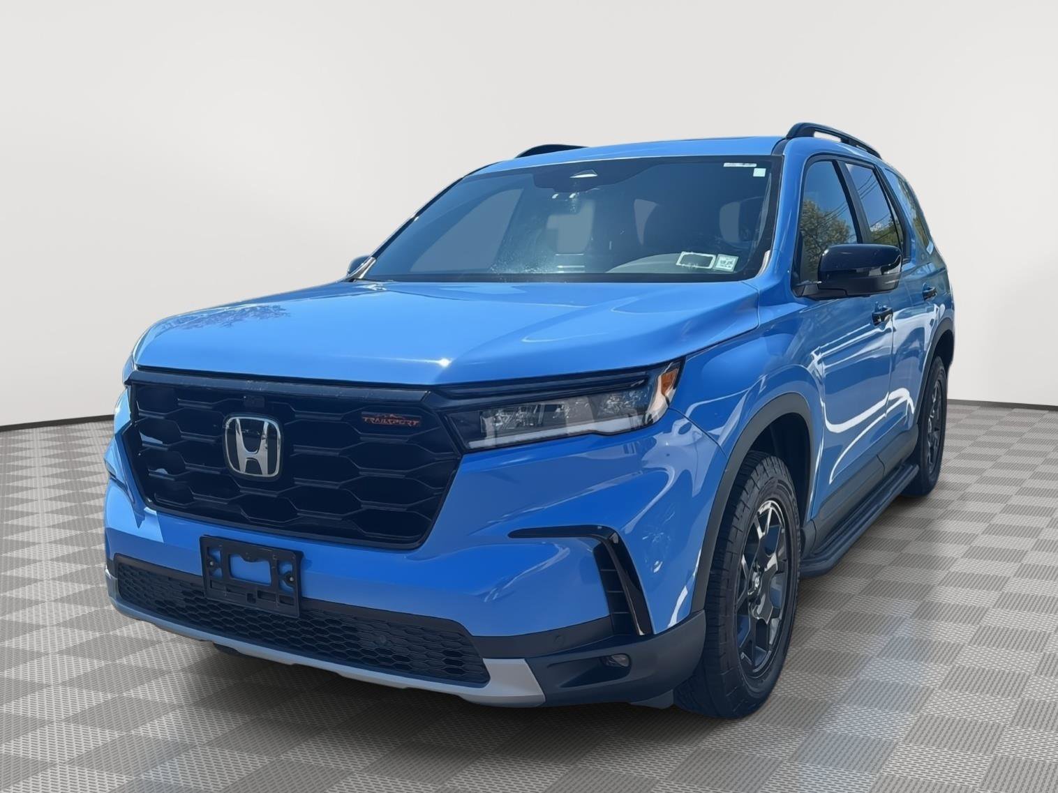 Certified 2024 Honda Pilot TrailSport image 1