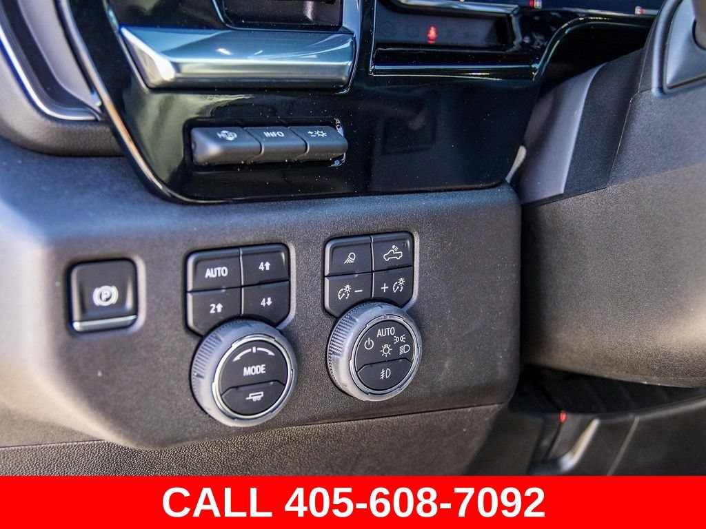 Used 2025 Chevrolet Silverado 3500 High Country w/ High Country Premium Package AWD/4WD image 38