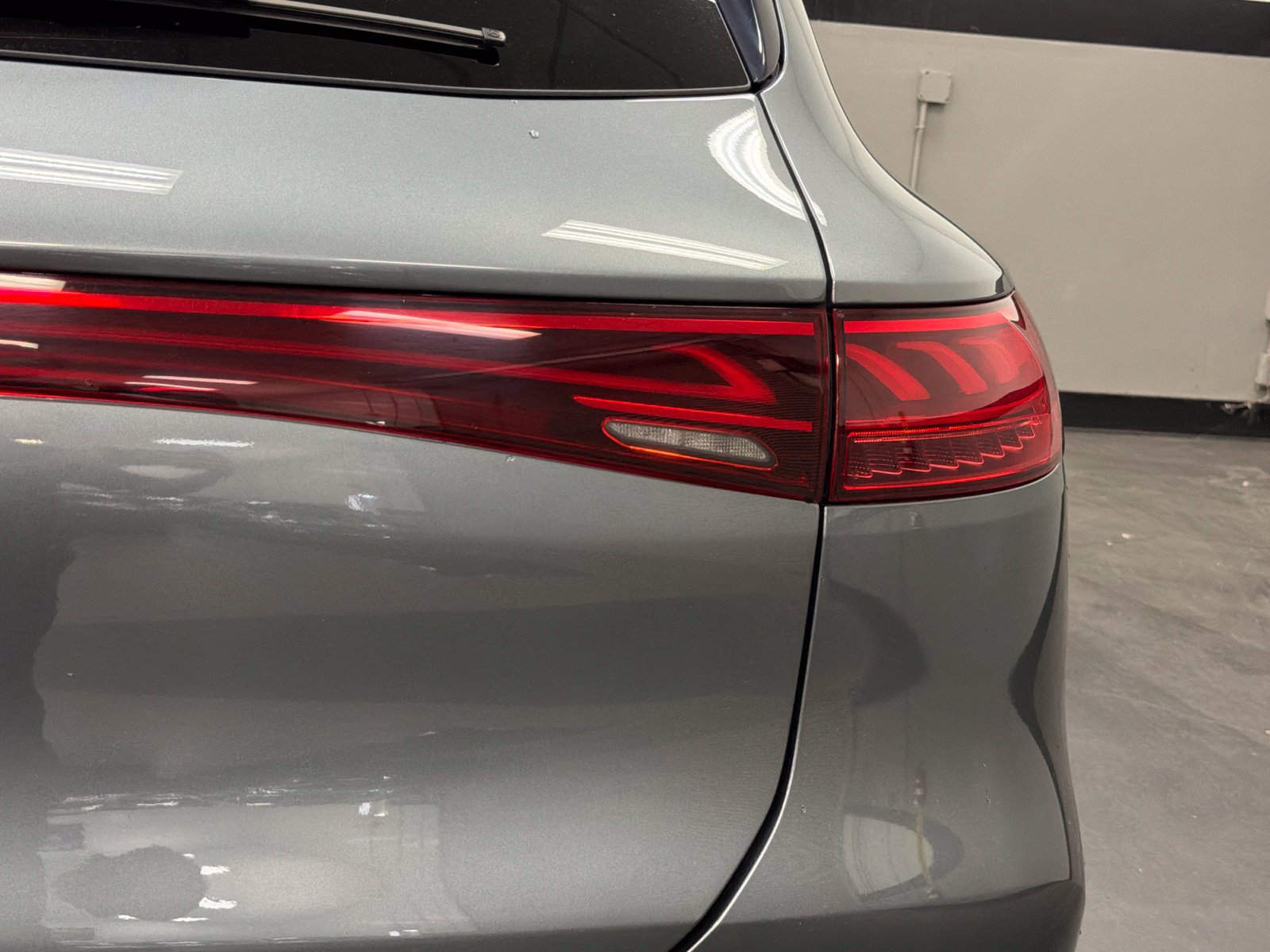 Used 2024 Mercedes-Benz EQS 450+ SUV image 15