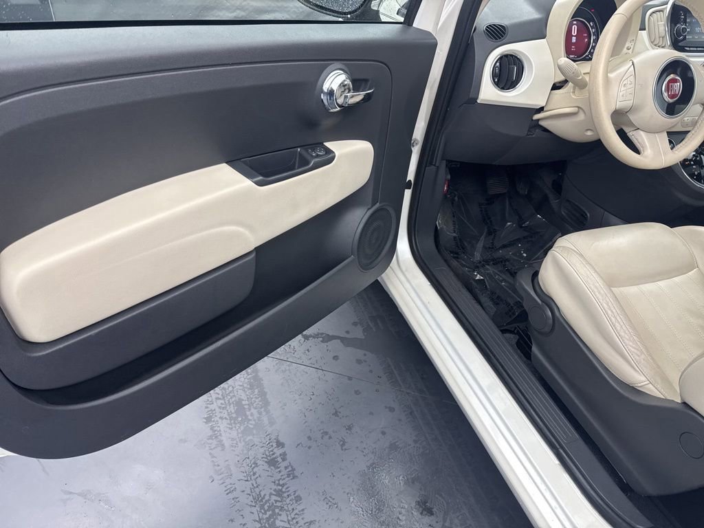 Used 2016 FIAT 500 Lounge image 27
