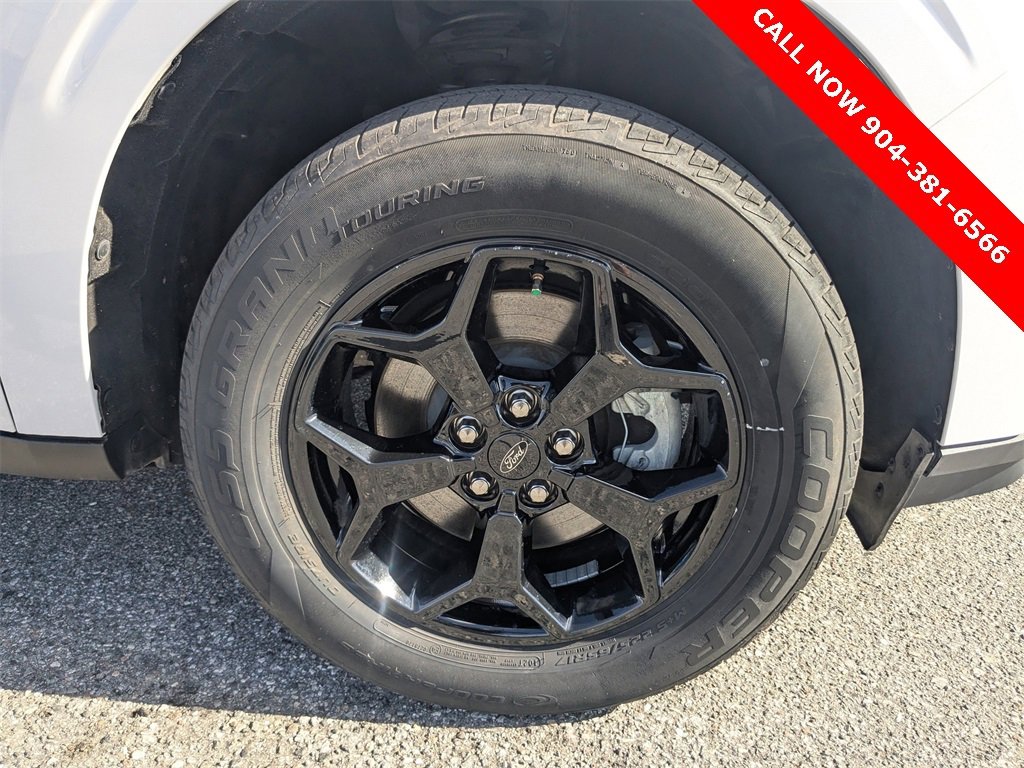 Used 2022 Ford Maverick XLT w/ Equipment Group 300A Standard image 11