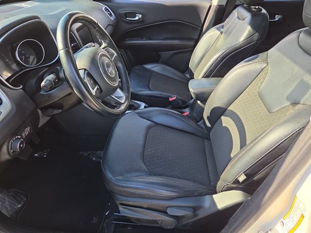 Used 2020 Jeep Compass Latitude FWD image 11