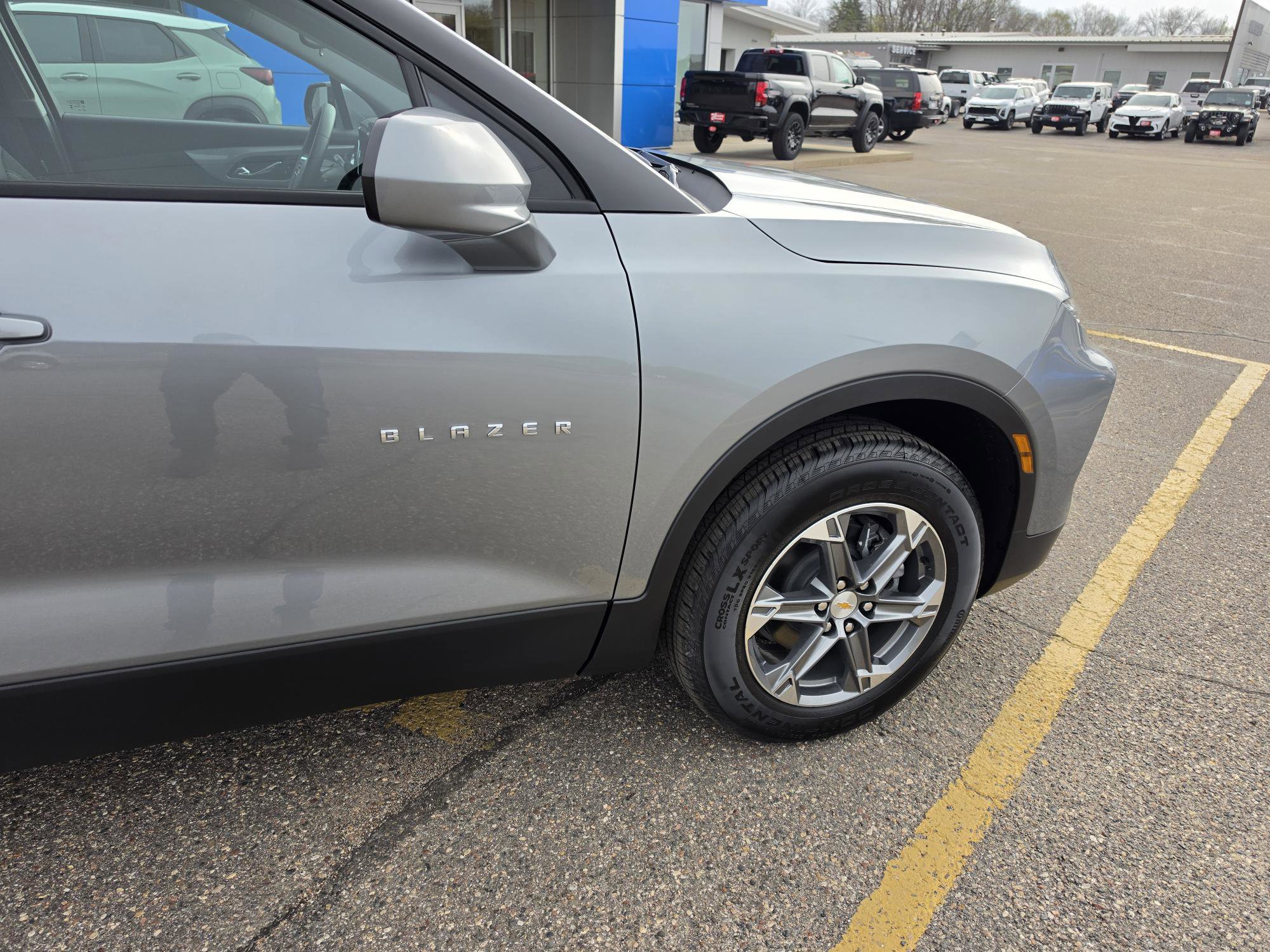 Used 2026 Chevrolet Blazer LT AWD/4WD image 16