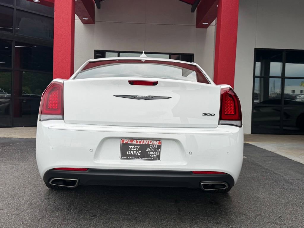 Used 2023 Chrysler 300 Touring L w/ Popular Equipment Group RWD image 11