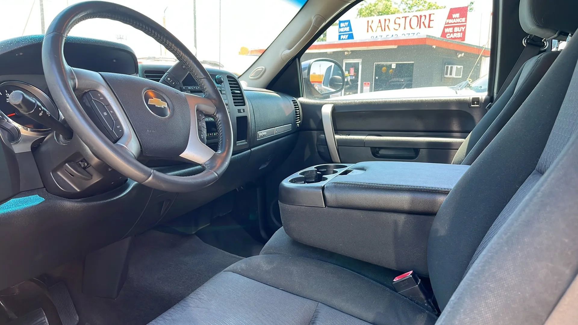 Used 2010 Chevrolet Silverado 1500 LT w/ Texas Edition RWD image 3